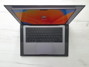Будем сравнивать Apple MacBook PRO 14 и Dell XPS 9700 